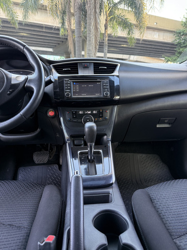 Nissan Sentra 2.0 Sr - Imagen 13