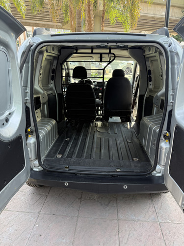 Fiat Qubo 1.4 Active 73cv - Imagen 17