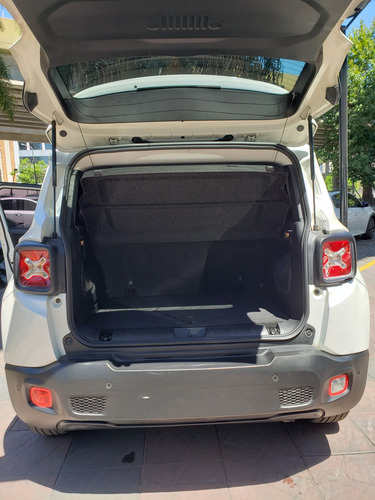 Jeep Renegade 1.8 Sport - Imagen 19